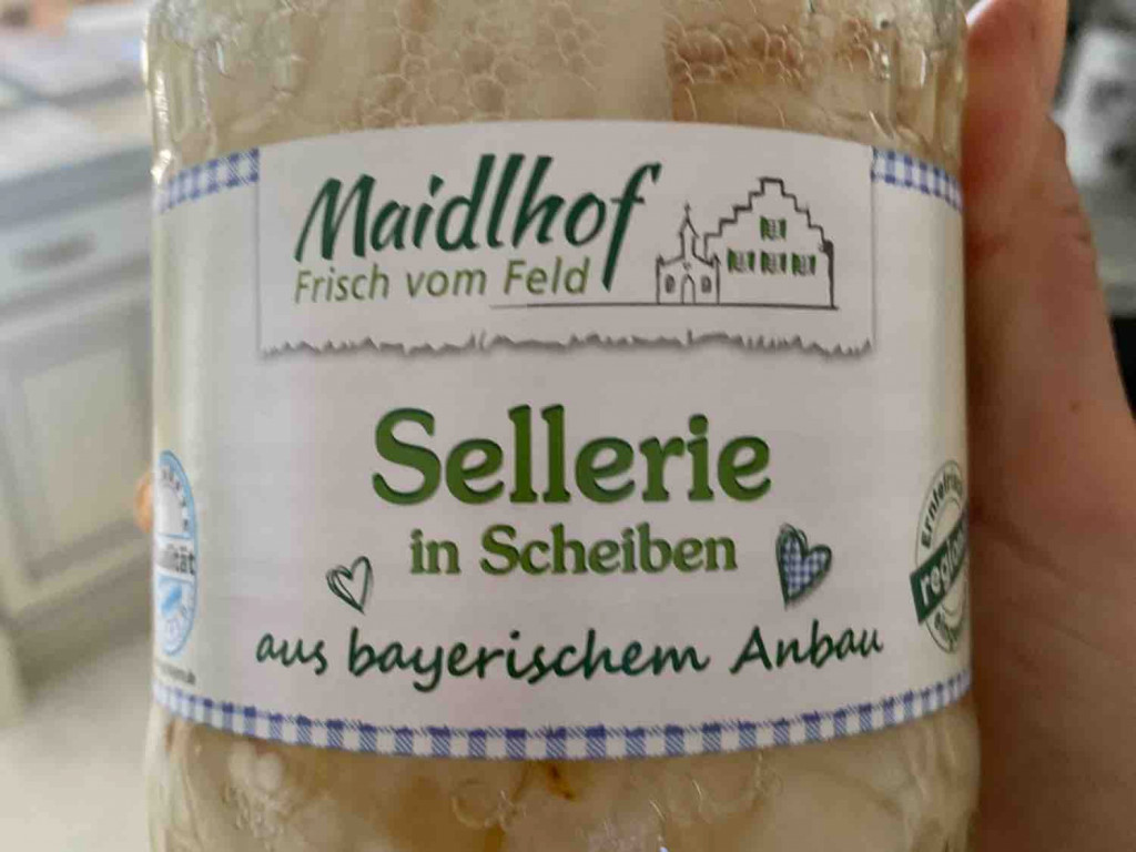 Sellerie in Scheiben von Batzi123 | Hochgeladen von: Batzi123