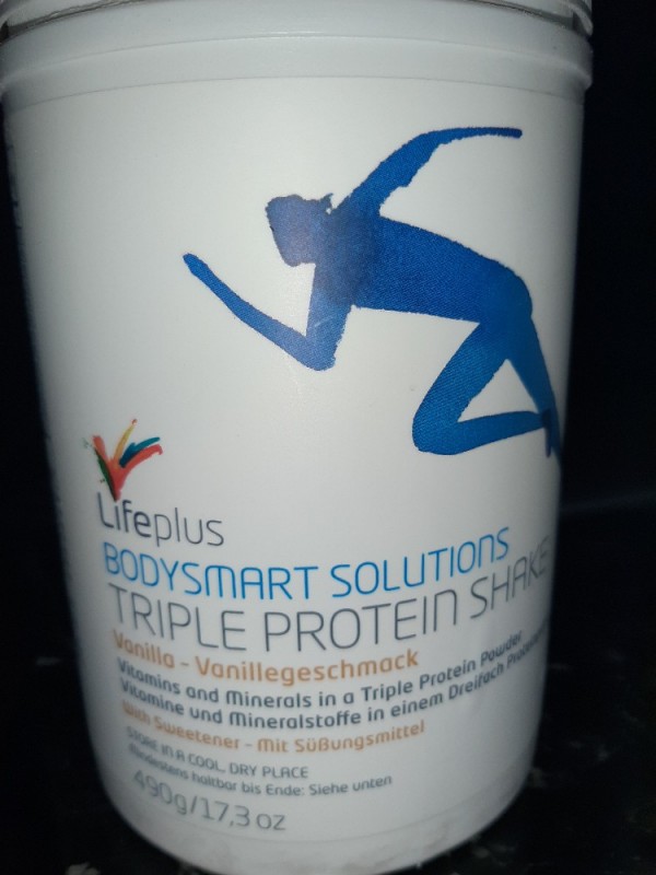 Triple Protein Shake - Vanillegeschmack, mit wasser von 15489152 | Hochgeladen von: 15489152573641