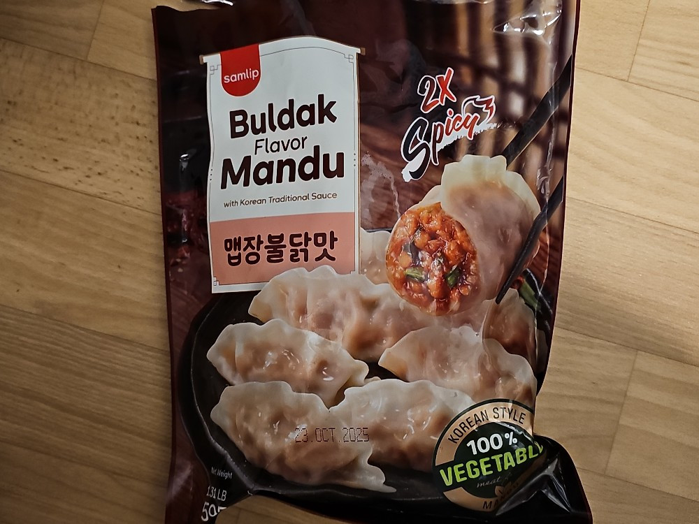 Hochgeladen von: lilililolololo