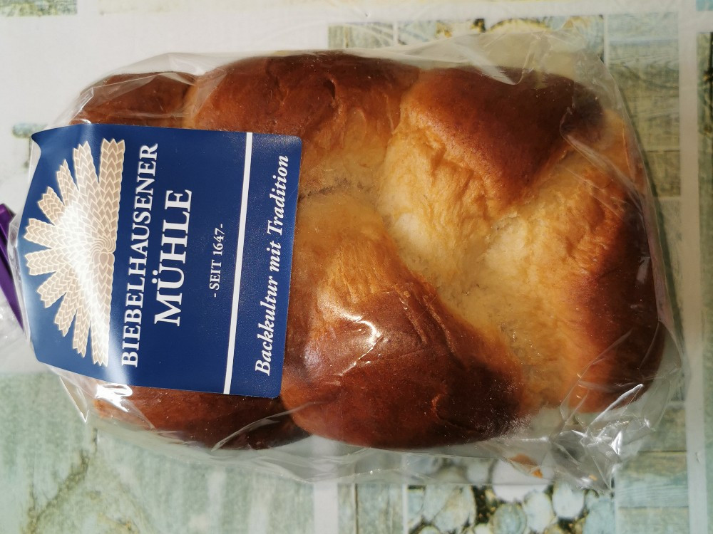 Butterzopf von Stella Falkenberg | Hochgeladen von: Stella Falkenberg Butterzopf von Stella Falkenberg | Hochgeladen von: Stella Falkenberg