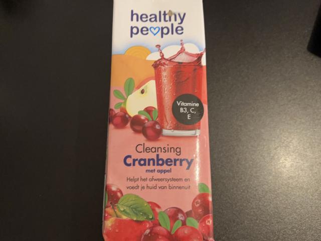 Healthy people cleansing cranberry, met appel by ipekustunboyaci | Uploaded by: ipekustunboyaci