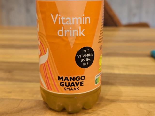 Hochgeladen von: ErnieAri