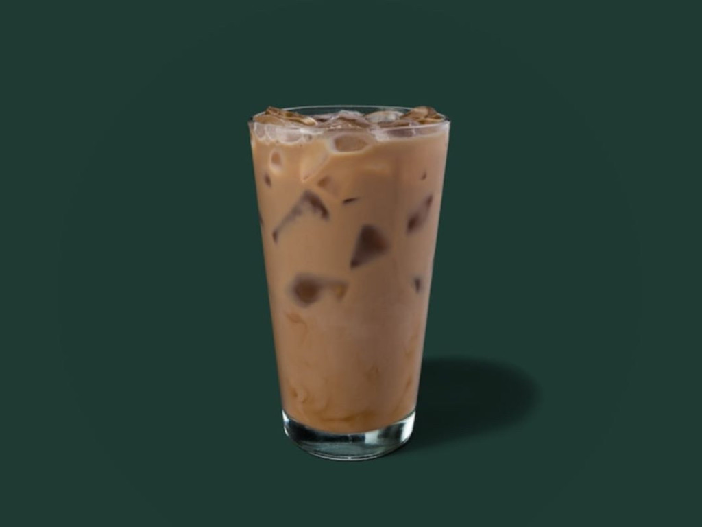 Iced Caffé Latte Oatmilk von Emiliiiee | Hochgeladen von: Emiliiiee