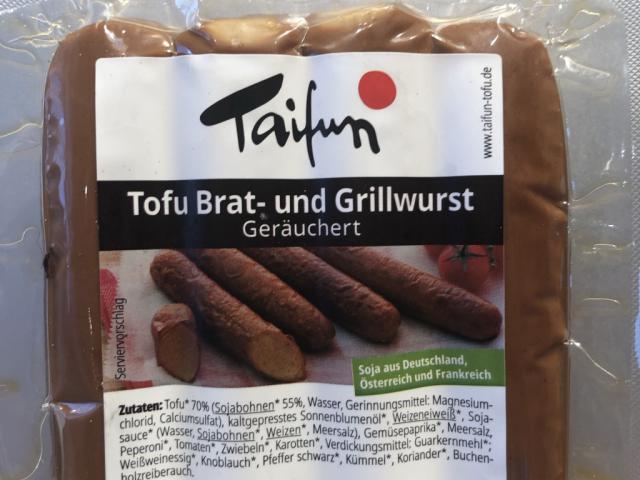 Taifun, Tofu Brat- und Grillwurst geräuchert von Chreddy | Hochgeladen von: Chreddy Taifun, Tofu Brat- und Grillwurst geräuchert von Chreddy | Hochgeladen von: Chreddy