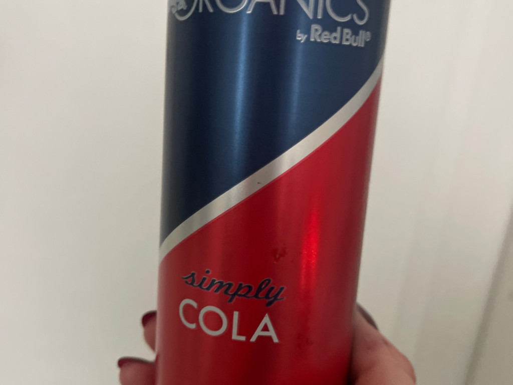 ORGANICS Simply Cola by Red Bull von CharlottePiehl | Hochgeladen von: CharlottePiehl