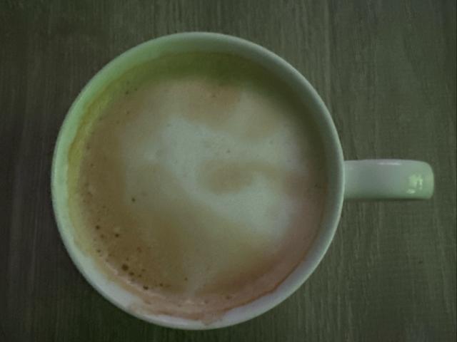 grosser Kaffee (350ml) mit viel Milch (100ml) von schnaddelchen | Hochgeladen von: schnaddelchen grosser Kaffee (350ml) mit viel Milch (100ml) von schnaddelchen | Hochgeladen von: schnaddelchen