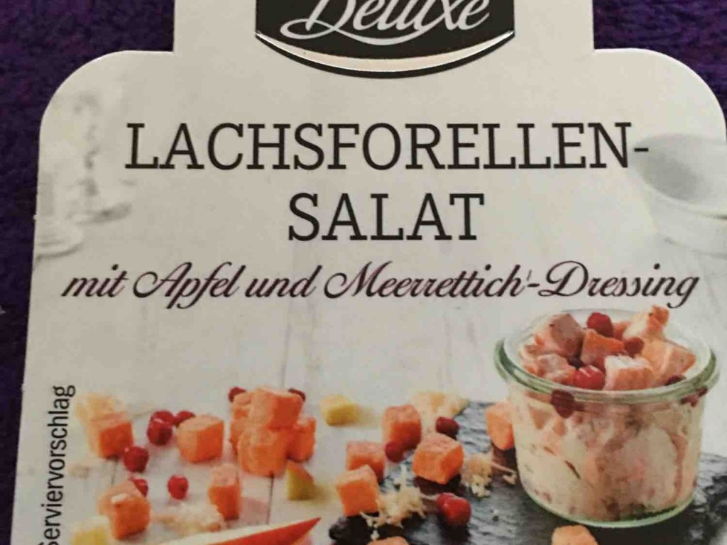 Deluxe Lachsforellen-Salat, mit Apfel und Merrettich-Dressing vo | Hochgeladen von: Adenike