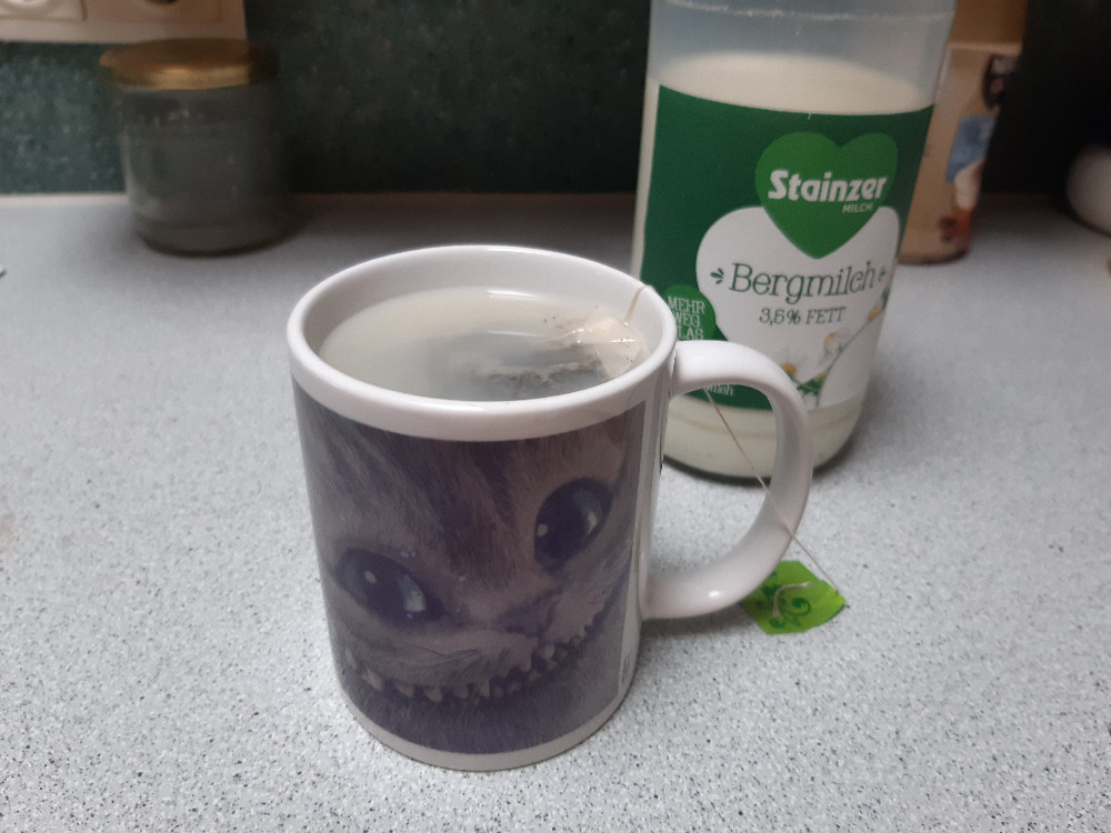 Schwarzer Tee mit Milch von Martina Sch. | Hochgeladen von: Martina Sch.