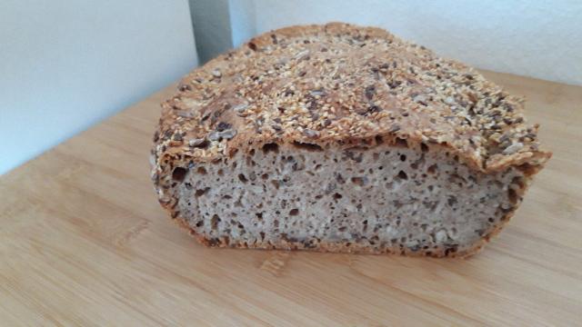 Vollkorn Dinkelbrot (selbstgebacken) von Rita1957 | Hochgeladen von: Rita1957