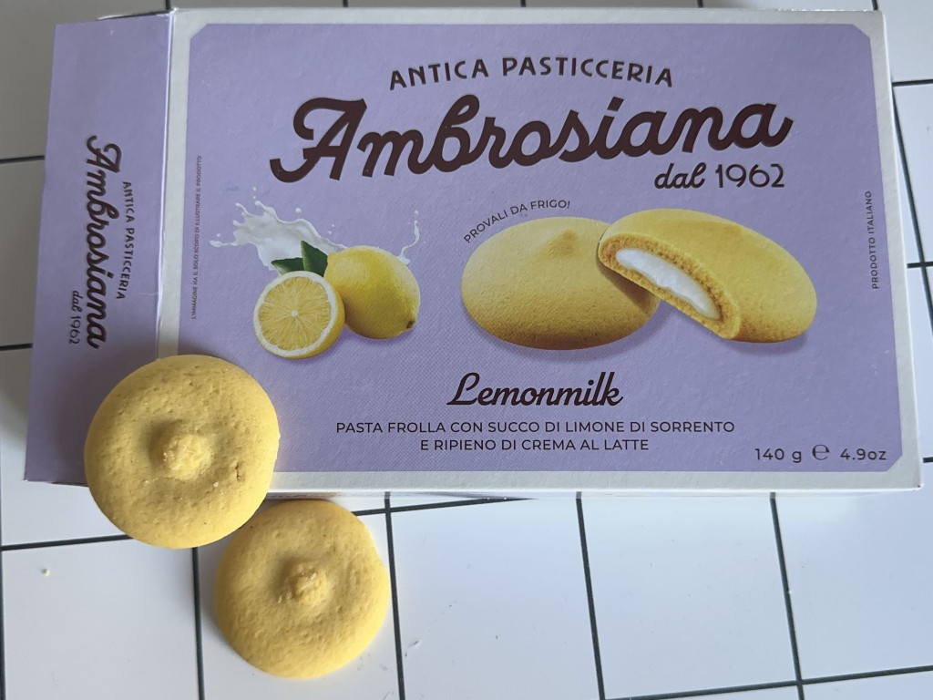 Antica Pasticceria Ambrosiana, Lemonmilk von nannacara | Hochgeladen von: nannacara Antica Pasticceria Ambrosiana, Lemonmilk von nannacara | Hochgeladen von: nannacara