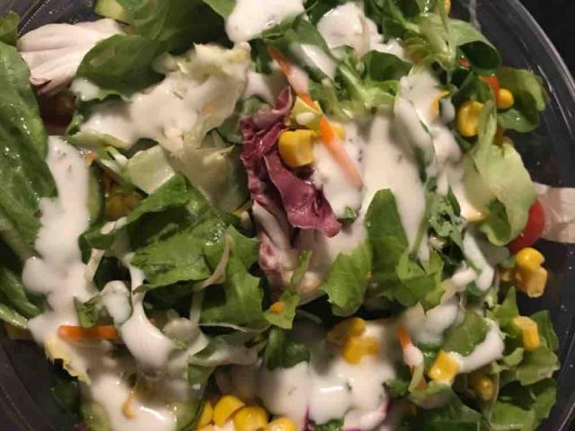 Salat, mit Joghurt-Dressing by donika2505 | Uploaded by: donika2505