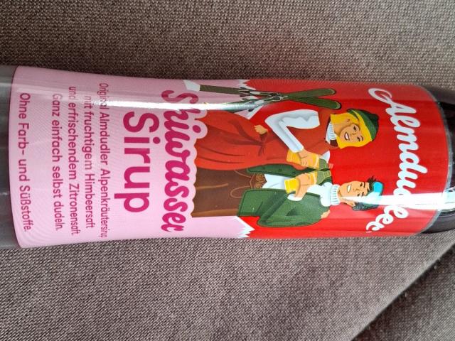Almdudler Skiwasser Sirup, Mit Himbeer- und Zitronensaft von Cla | Hochgeladen von: ClaudiaKoll Almdudler Skiwasser Sirup, Mit Himbeer- und Zitronensaft von Cla | Hochgeladen von: ClaudiaKoll