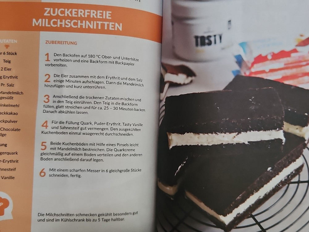 Hochgeladen von: SüßeKönigin Hochgeladen von: SüßeKönigin