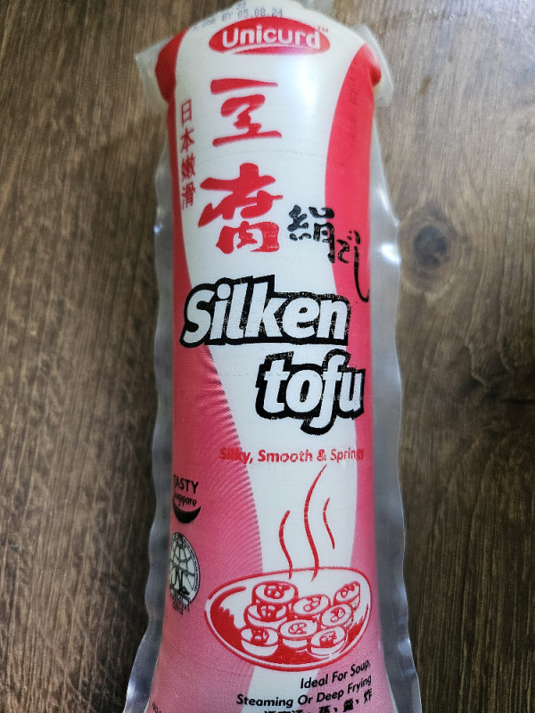 Silken Tofu Tube by SomZa | Hochgeladen von: SomZa