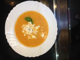 Paprika-Polenta-Suppe mit Schafskäse | Hochgeladen von: stotri103