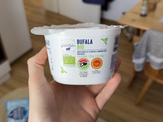 Hochgeladen von: pxtrvk Hochgeladen von: pxtrvk