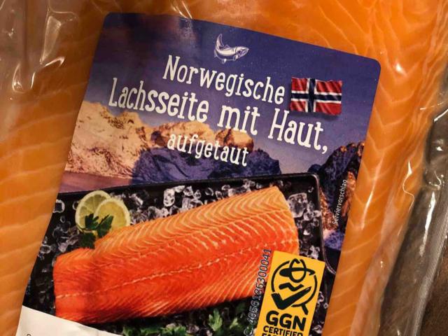 Norwegische Lachsseite mit Haut, 100% Lachs von ArtiFin | Hochgeladen von: ArtiFin