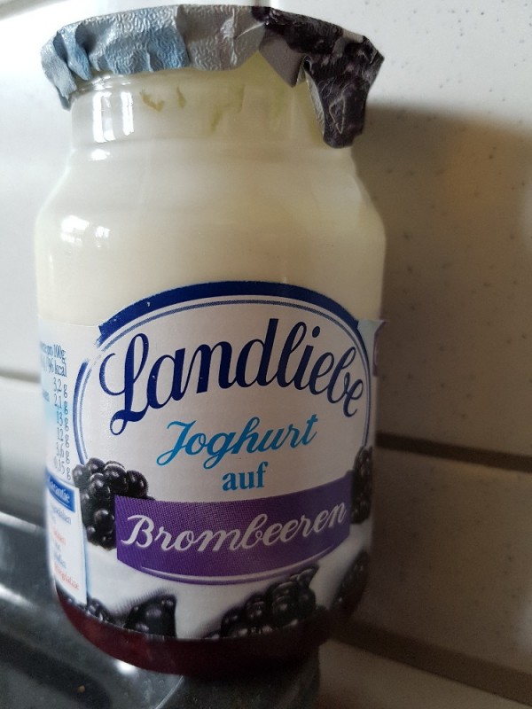 Joghurt auf Brombeeren  von oezkanke718 | Hochgeladen von: oezkanke718