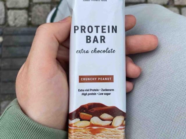 protein bar extra choc crunchy peanut by piaamrln | Uploaded by: piaamrln