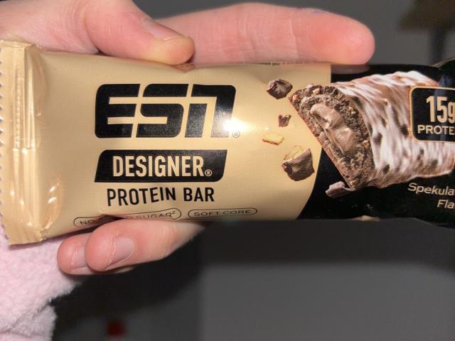 Hochgeladen von: cestmoijola Hochgeladen von: cestmoijola