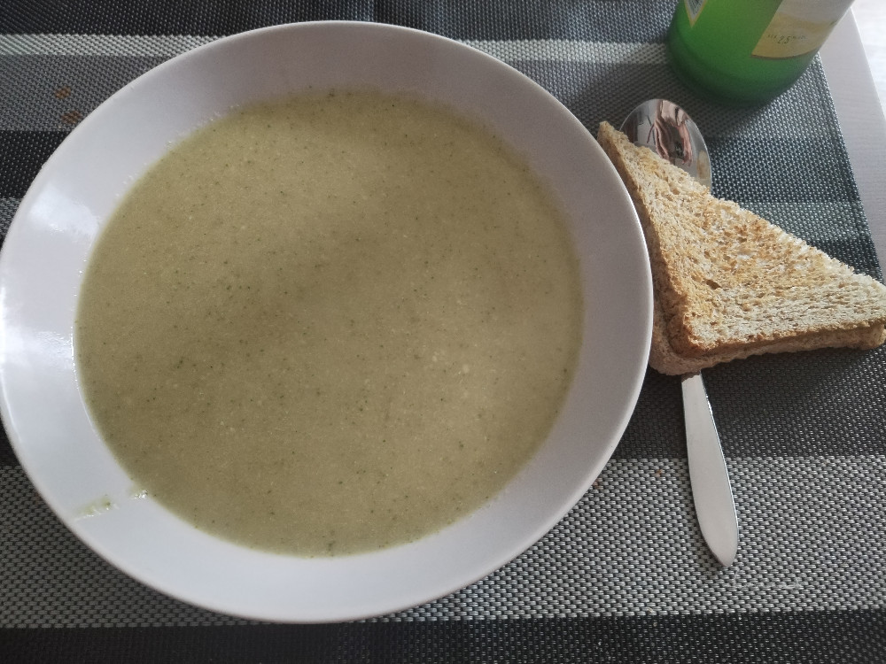 Brokolisuppe (L) von Smarlara | Hochgeladen von: Smarlara