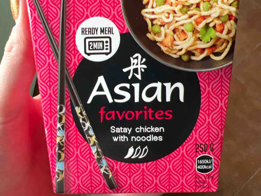 Asian Favorites, Satay Chicken with Noodles von leahsophie | Hochgeladen von: leahsophie