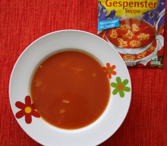 Gespenster Suppe, Tomatensuppe mit Nudeln | Hochgeladen von: Kleines maedchen