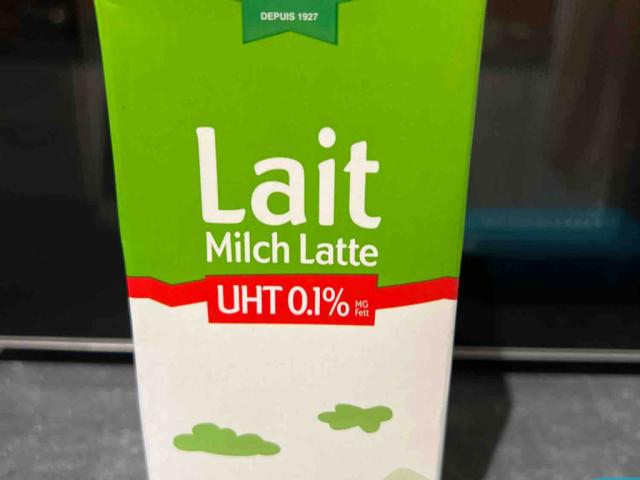 Milch UHT, 0.1% Fett von RomanCSRT | Hochgeladen von: RomanCSRT