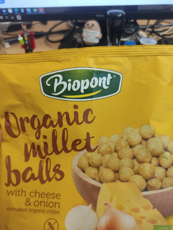 Organic Millet Balls, with Cheese & Onion von Mimi_Marple | Hochgeladen von: Mimi_Marple