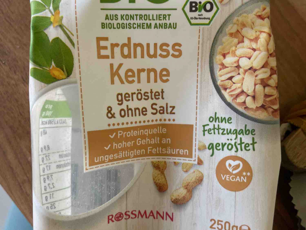 Erdnüsse, geröstet ohne Salz von darkhexlein66 | Hochgeladen von: darkhexlein66
