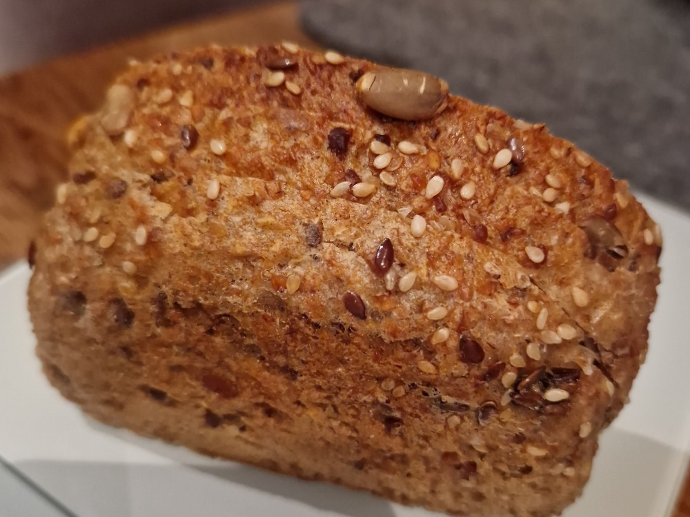 Hochgeladen von: Makra24