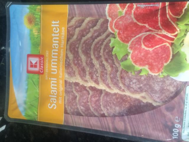 Salami ummantelt mit original italienischem Hartkäse | Hochgeladen von: krm