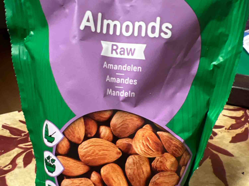 Natural  Almonds von braunauge1363 | Hochgeladen von: braunauge1363