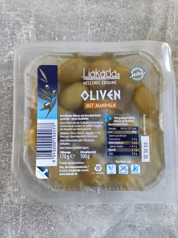 Oliven mit Mandeln, handgesteckt von uevchen | Hochgeladen von: uevchen