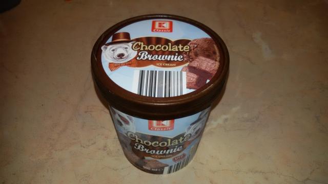 chocolate Brownie icecream , entrahmte Milch, sahne | Hochgeladen von: jana74