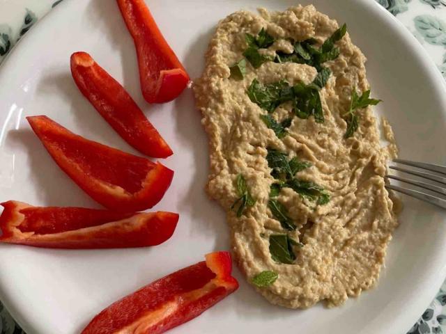 Hummus (selbst gemacht), Sesam, Olivenöl, Kreuzkümmel, Salz, Was | Hochgeladen von: Fetzi66