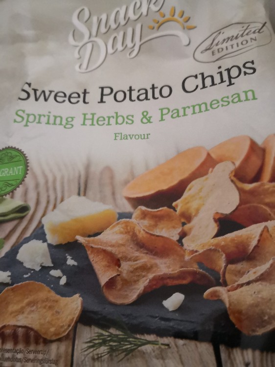 Sweet Potato Chips, Spring Herbs & Parmesan von JulJan | Hochgeladen von: JulJan