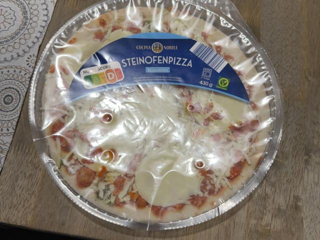 Steinofenpizza Cucina Nobile, Mozzarella von andremlcr | Hochgeladen von: andremlcr