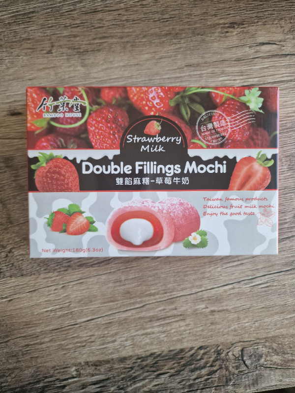 Double Fillings Mochi Strawberry Milk von Nekurah | Hochgeladen von: Nekurah