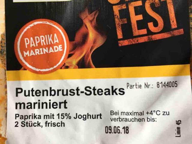 Putenbrust-Steak, mariniert mit Paprika  von Gedankenbilder | Hochgeladen von: Gedankenbilder