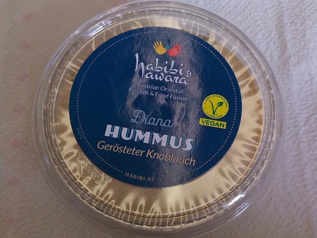 Hummus Gerösteter Knoblauch by Erik Pópity | Uploaded by: Erik Pópity