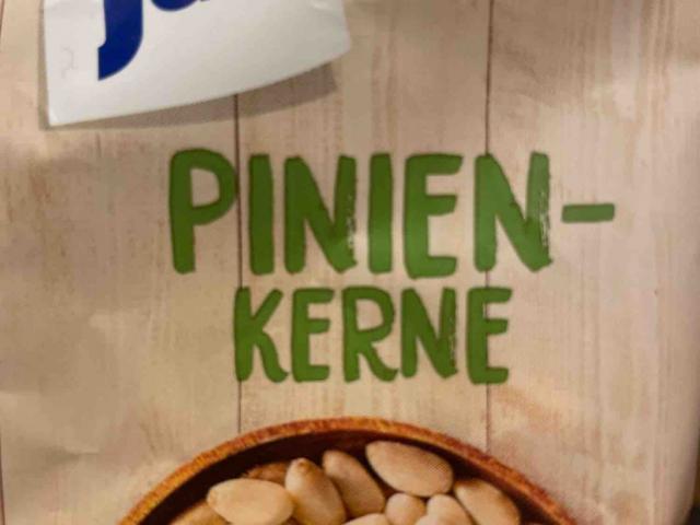 Pinienkerne by Serena1993 | Uploaded by: Serena1993