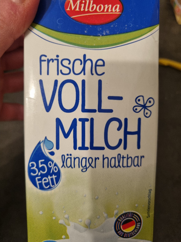 frische Vollmilch, 3,5% fett von lyuba | Hochgeladen von: lyuba