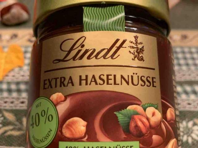 Lindt extra Haselnüsse von SuperNiki | Hochgeladen von: SuperNiki