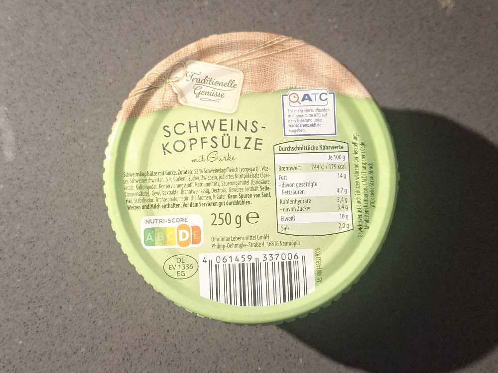 Hochgeladen von: Gesch Hochgeladen von: Gesch