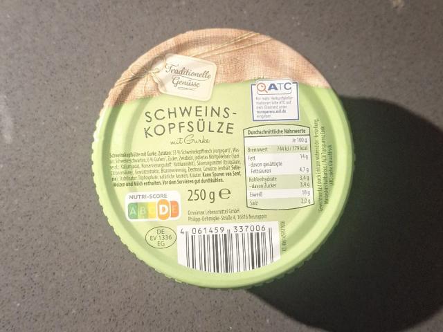 Hochgeladen von: Gesch Hochgeladen von: Gesch