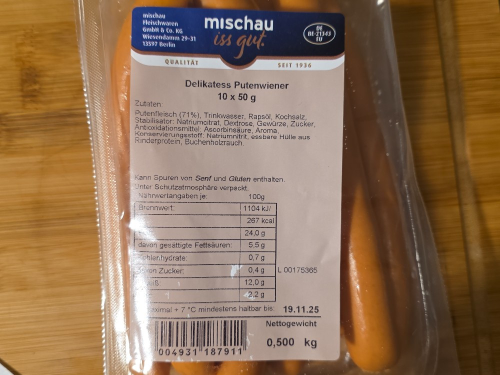 Hochgeladen von: Nobbistrine