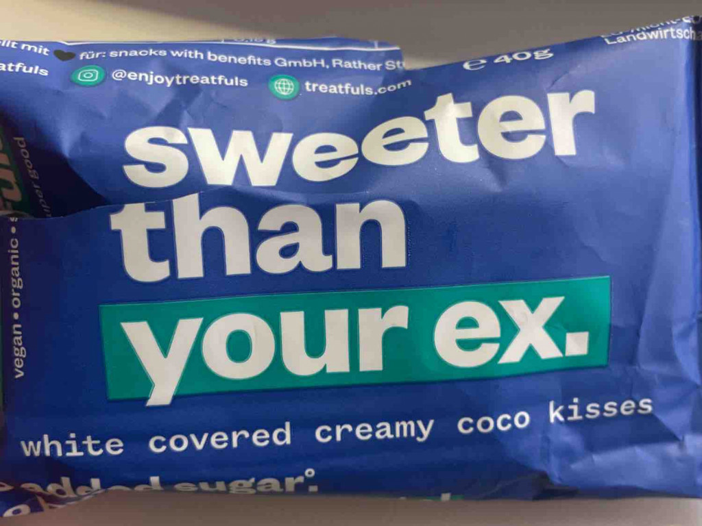 Sweeter than your ex, whithe covered creamy coco kisses von joha | Hochgeladen von: johannax