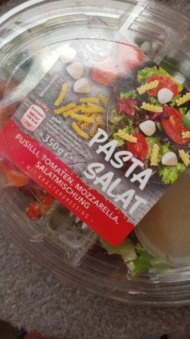 Pasta Salat, Fusilli,Tomate, Mozarella Salatmischung von ninasuk | Hochgeladen von: ninasuky