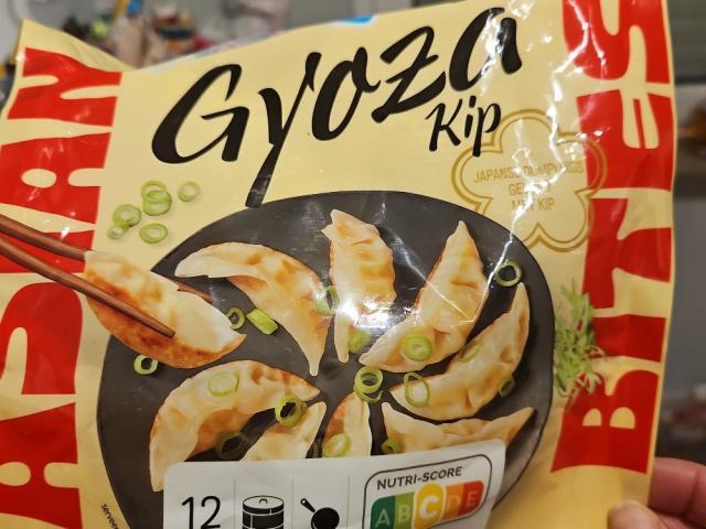 Hochgeladen von: Sasa Me